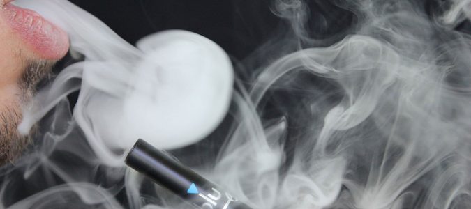 Cigarette électronique interdite aux mineurs